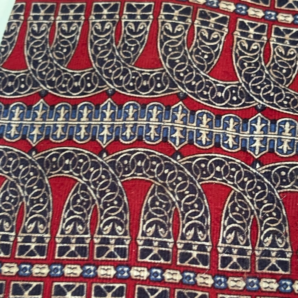 Giovanni New York Roma‎ Necktie Red Pattern Silk Tie Business Career Fashion EUC